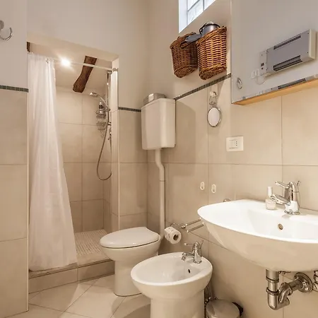 Housmart Castiglione 76 * Bolonia